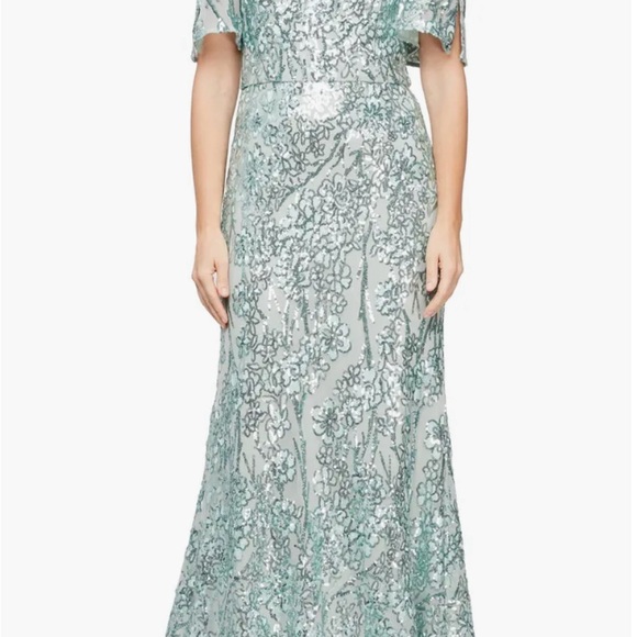 Sequin Lace Trumpet Evening Gown - Picture 3 of 5